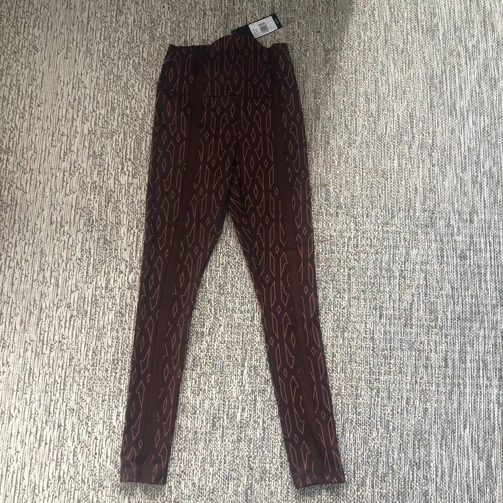 adidas x Ivy Park Monogram Sheer Panel Tights - Picture 5 of 10